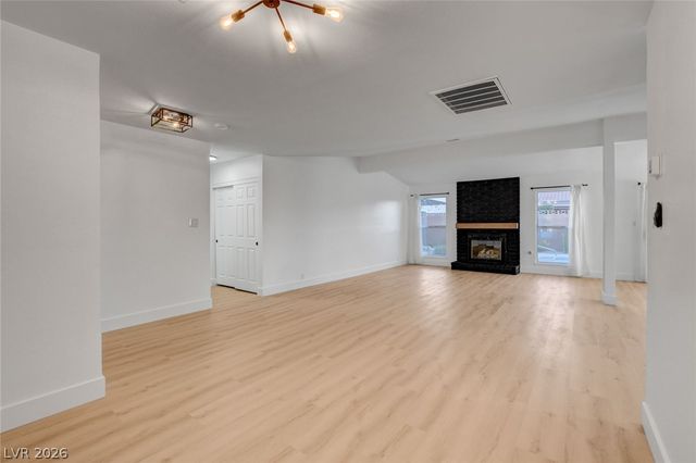 8904 Pesaro Drive, Las Vegas, NV 89117