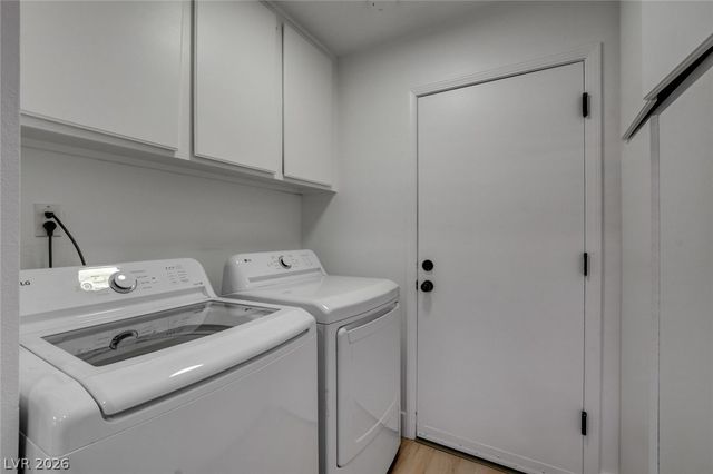 8904 Pesaro Drive, Las Vegas, NV 89117