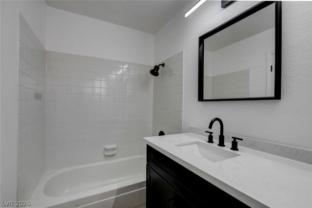 8904 Pesaro Drive, Las Vegas, NV 89117