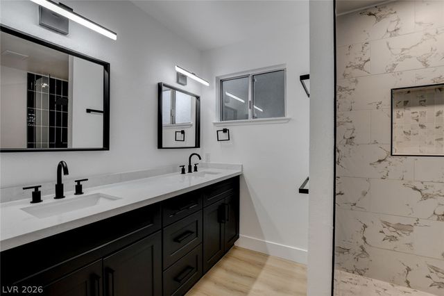 8904 Pesaro Drive, Las Vegas, NV 89117