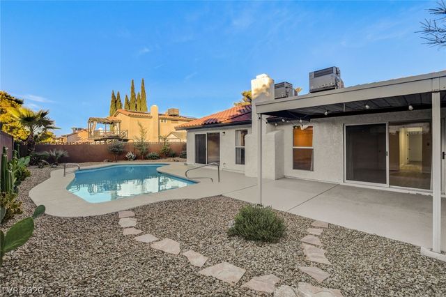8904 Pesaro Drive, Las Vegas, NV 89117