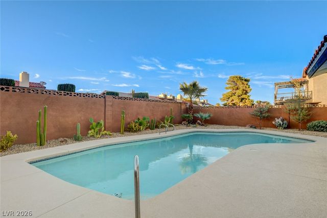 8904 Pesaro Drive, Las Vegas, NV 89117