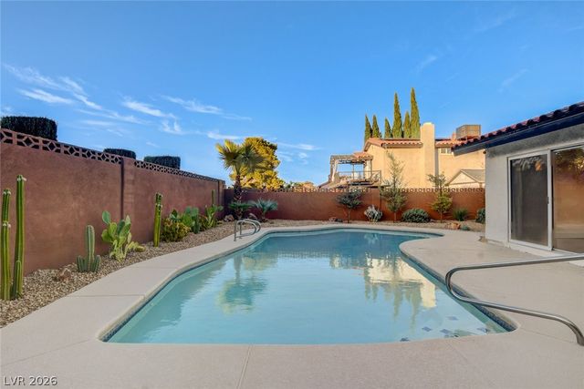 8904 Pesaro Drive, Las Vegas, NV 89117