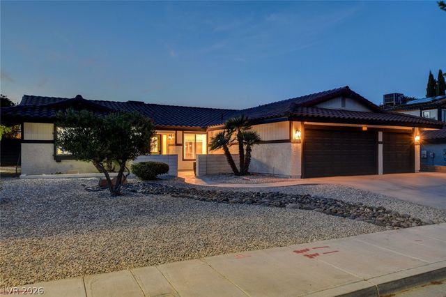 8904 Pesaro Drive, Las Vegas, NV 89117