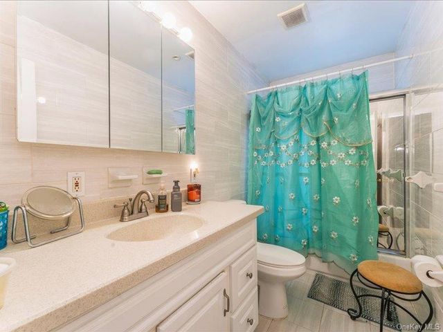 235-36 148th Avenue, Rosedale, NY 11422