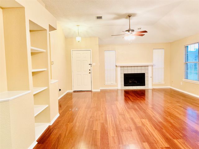 2921 Lake Valley Drive, Garland, TX 75040