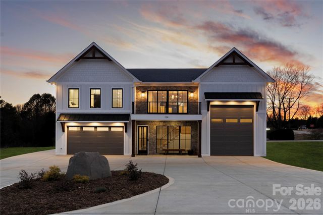 108 Isle Of Pines Road, Mooresville, NC 28117