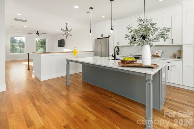 108 Isle Of Pines Road, Mooresville, NC 28117