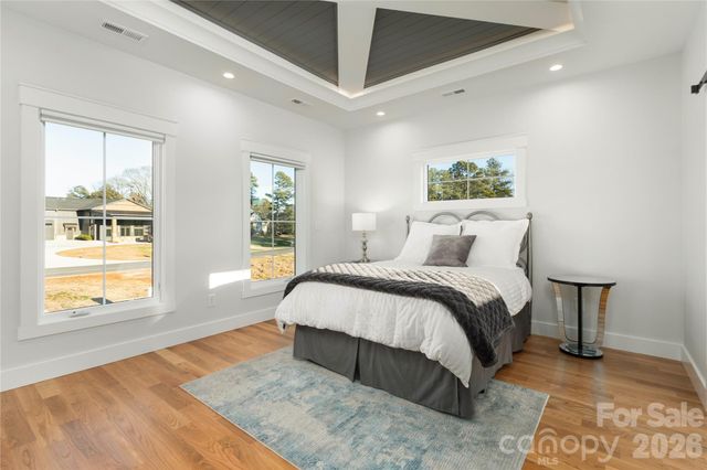 108 Isle Of Pines Road, Mooresville, NC 28117