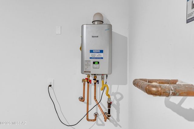 10436 W Thetford Lane, Marana, AZ 85653