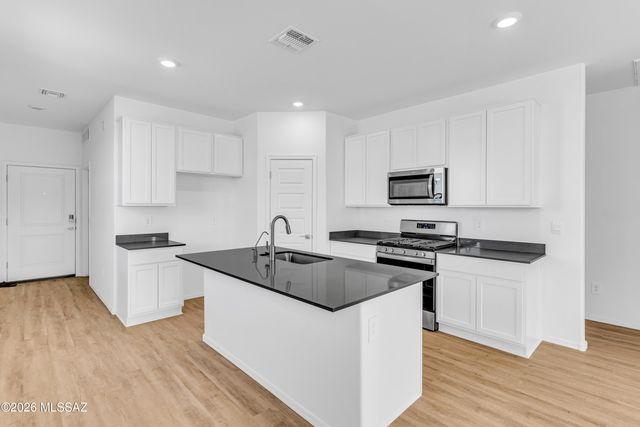 10436 W Thetford Lane, Marana, AZ 85653