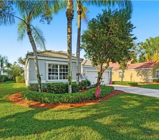 2019 Cove Ln, Weston, FL 33326