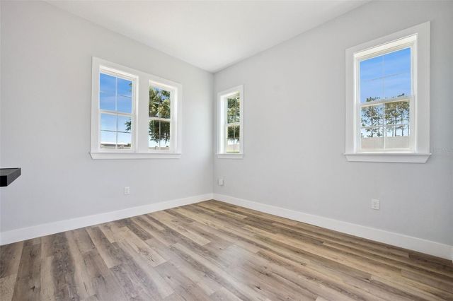 7956 LAKE NELLIE ROAD, Clermont, FL 34714
