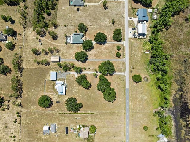 7956 LAKE NELLIE ROAD, Clermont, FL 34714