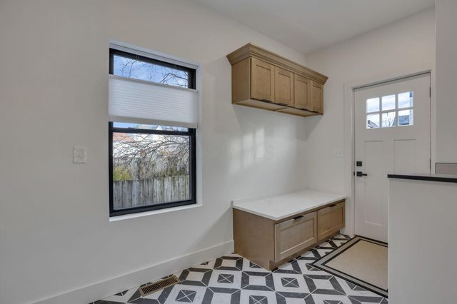 90 N Ohio Avenue, Columbus, OH 43203