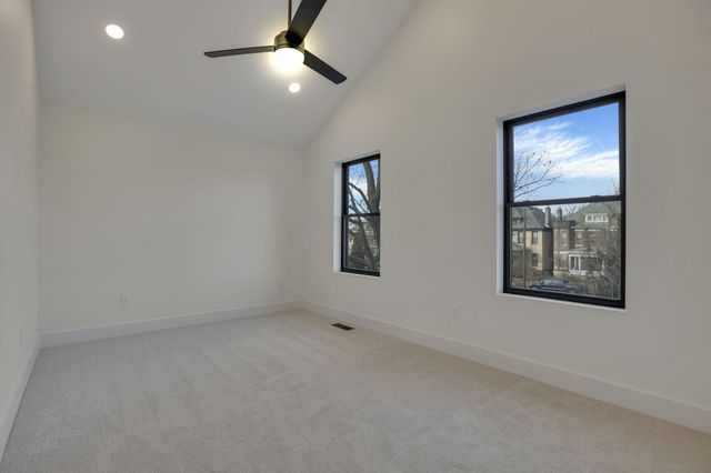 90 N Ohio Avenue, Columbus, OH 43203