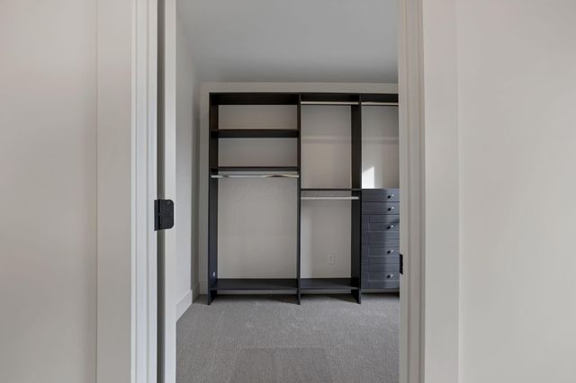 90 N Ohio Avenue, Columbus, OH 43203