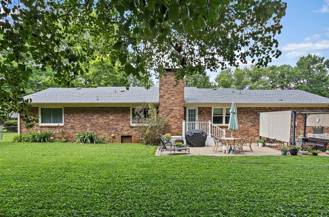 509 Iris Ave, Murfreesboro, TN 37128