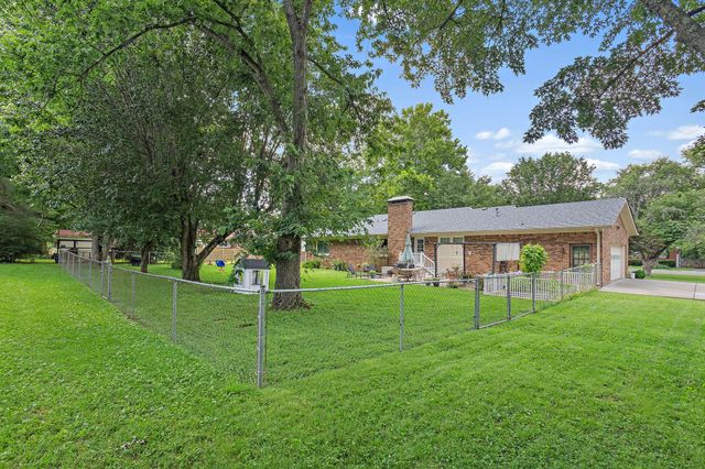 509 Iris Ave, Murfreesboro, TN 37128