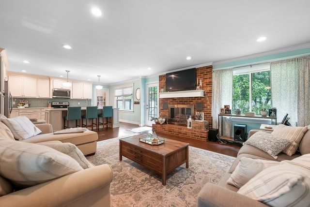 509 Iris Ave, Murfreesboro, TN 37128