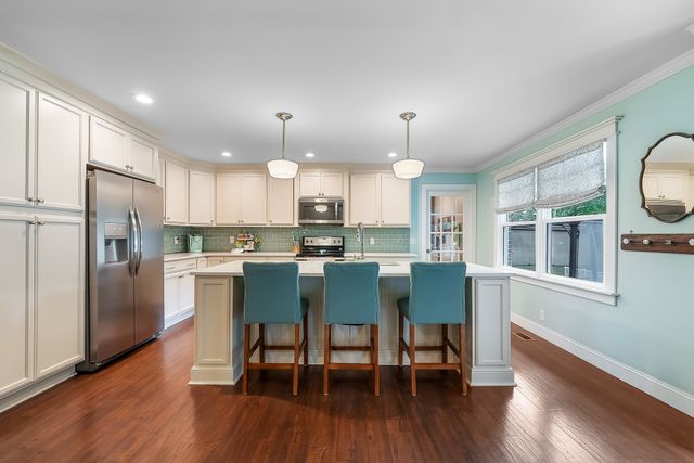 509 Iris Ave, Murfreesboro, TN 37128