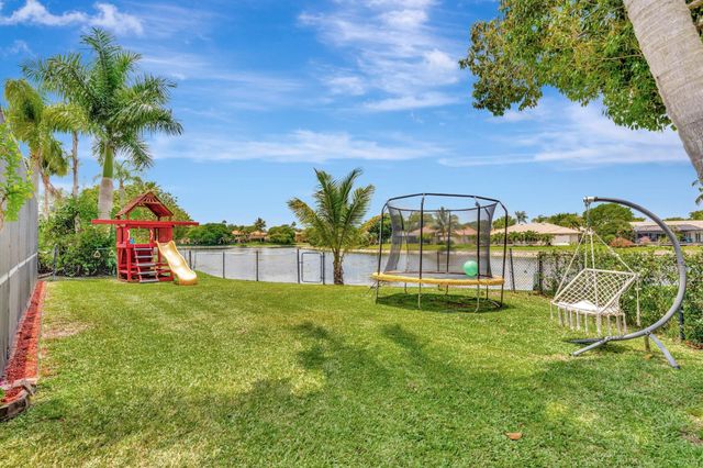 1988 NW 112th Ave, Coral Springs, FL 33071