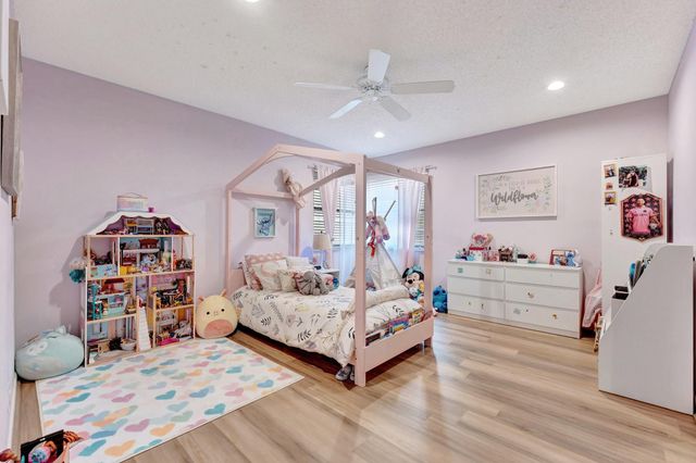 1988 NW 112th Ave, Coral Springs, FL 33071