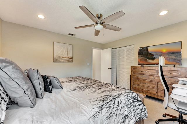 1988 NW 112th Ave, Coral Springs, FL 33071