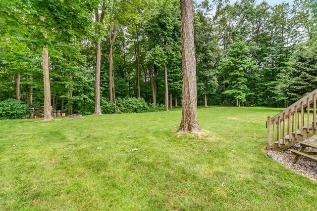 2600 Orange Meadow Lane, Kalamazoo, MI 49004