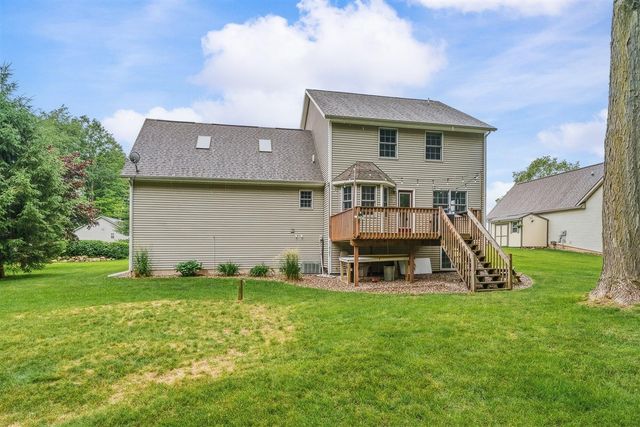 2600 Orange Meadow Lane, Kalamazoo, MI 49004