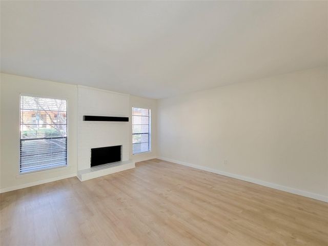 2590 Bering, Houston, TX 77057