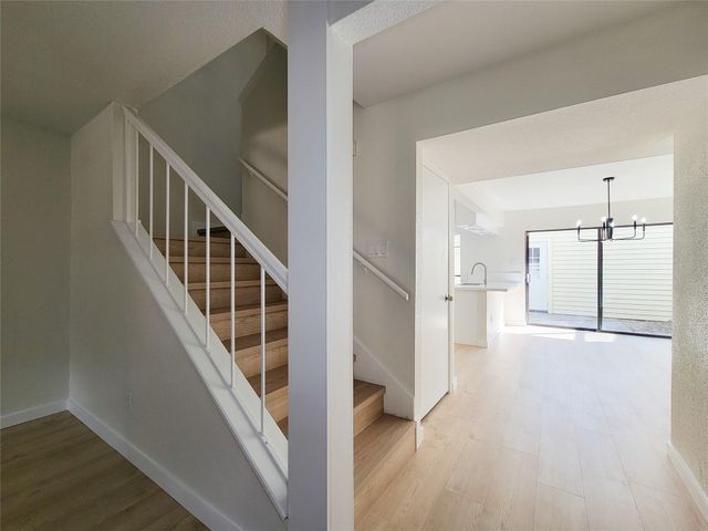 2590 Bering, Houston, TX 77057