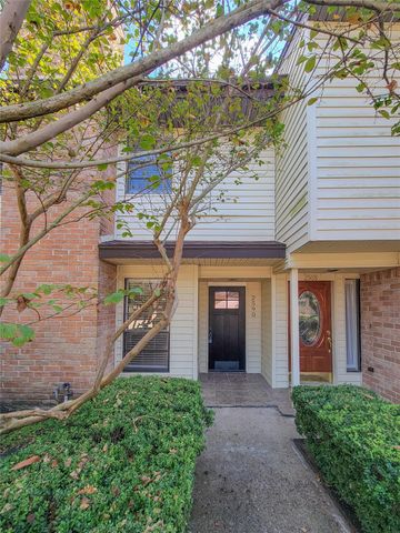 2590 Bering, Houston, TX 77057