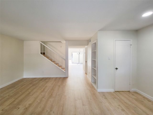 2590 Bering, Houston, TX 77057