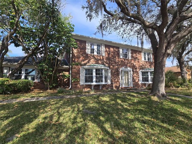 300 CYPRESS CREEK CIRCLE, Oldsmar, FL 34677