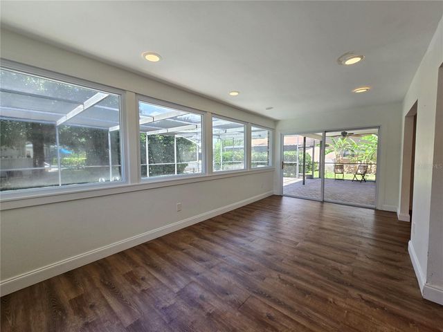 300 CYPRESS CREEK CIRCLE, Oldsmar, FL 34677
