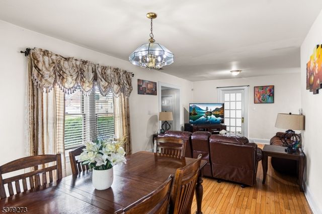 1648 Dill Ave, Linden City, NJ 07036