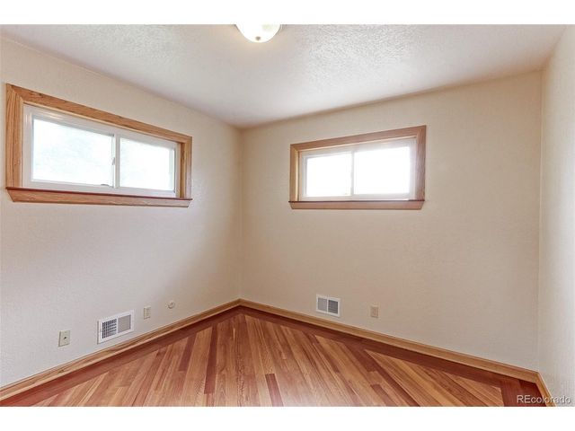409 E 109th Ave, Northglenn, CO 80233