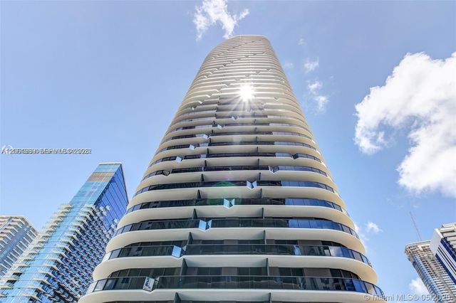 55 SW 9th Street 2903, Miami, FL 33130