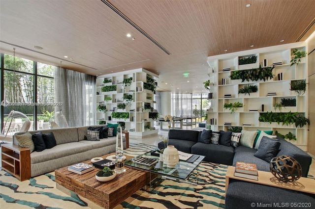 55 SW 9th Street 2903, Miami, FL 33130