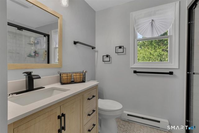 28 McNabola Lane, Wallingford, CT 06492