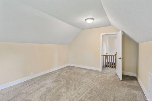 205 W Washington Street, Syracuse, IN 46567