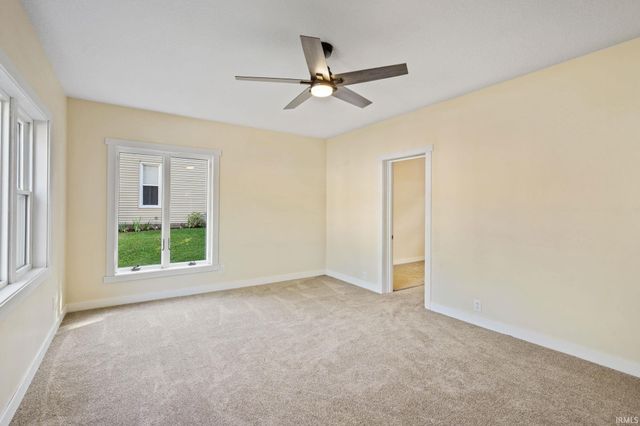 205 W Washington Street, Syracuse, IN 46567