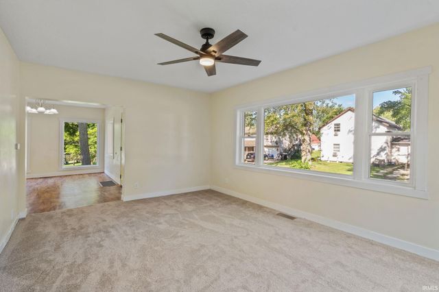 205 W Washington Street, Syracuse, IN 46567