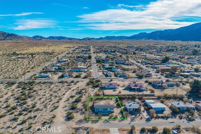 74993 Serrano Dr, Twentynine Palms, CA 92277