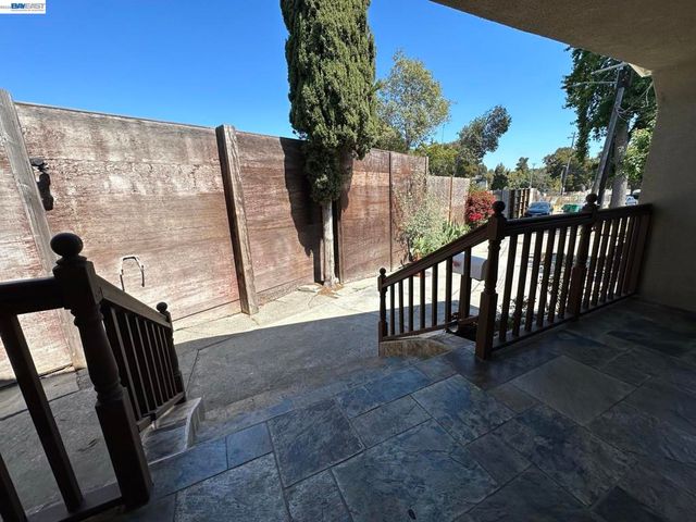 4239 Quigley Pl, Oakland, CA 94619