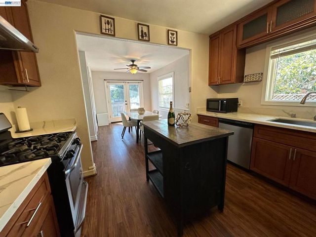 4239 Quigley Pl, Oakland, CA 94619