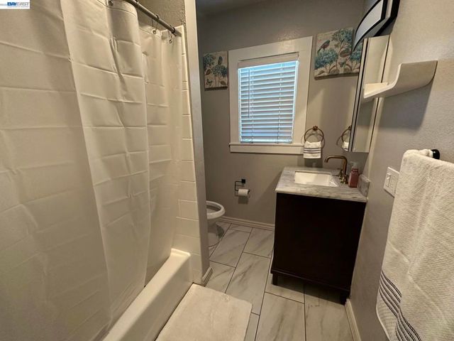 4239 Quigley Pl, Oakland, CA 94619