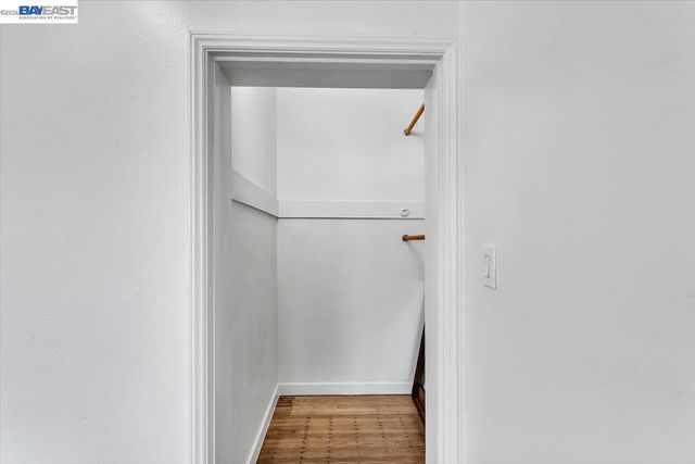 3300 Harrison St, Oakland, CA 94611