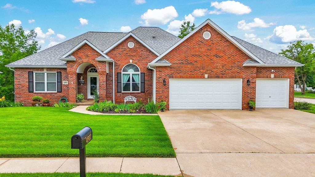 4301 MONTPELIER PL, Columbia, MO 65203